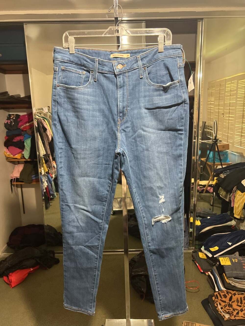 Levi's 721 High Rise Skinny Distressed Jeans Women's Size 33 Medium Wash